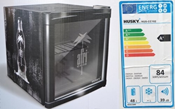 Husky HUS-CC 182 Coolcube Cool Cube Flaschenkühlschrank Afri-Cola / A+ / 51 cm Höhe / 84 kWh/Jahr / 50 L Kühlteil inkl. Reinigungstuch -
